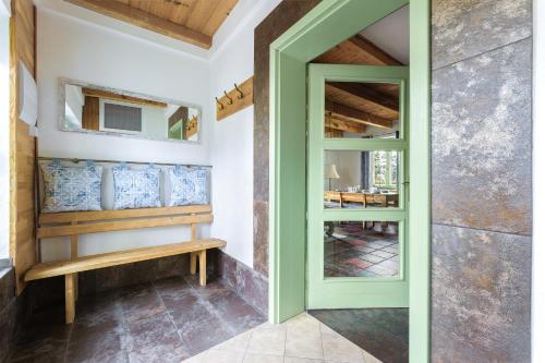 Michałowy Domek koło Karpacza - Apartamentuj (Michalowy Domek kolo Karpacza - Apartamentuj) in 索斯諾夫卡