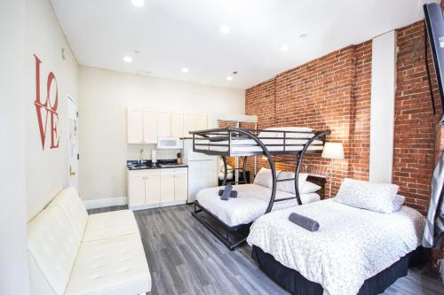 STUDIO PLUS, Next to the Korea-Town in New York, USA