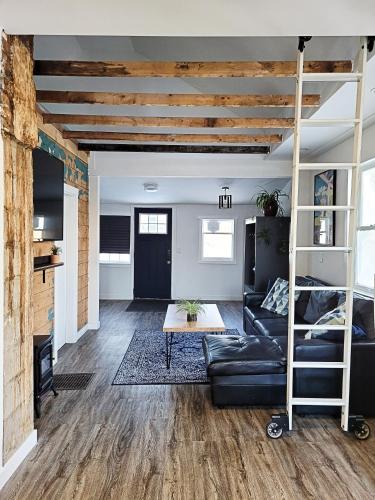 Steps to Sylvan Lake - The Lazy Lake Loft