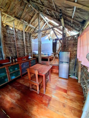 El Bamboo Cabins in 巴尔盖