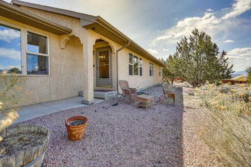 Cañon City Vacation Rental with Stunning Views!