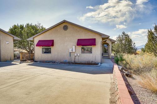 Cañon City Vacation Rental with Stunning Views!