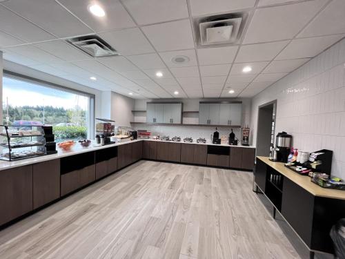 อาหารและเครื่องดื่ม, Holiday Inn Express Federal Way - Seattle South By IHG in เฟดเดอรัล เวย์ (WA)