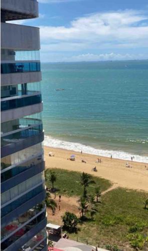 Pé na areia Praia da Costa