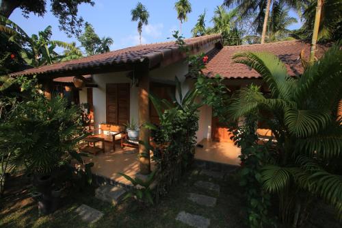 room detail thumbnail 1