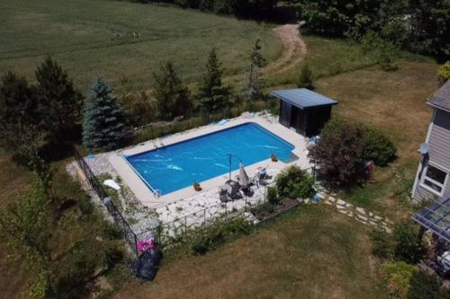 Tiny Home Nestled between Thornbury & Meaford