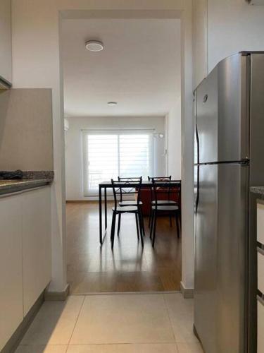 One-Bedroom Apartment image 2
