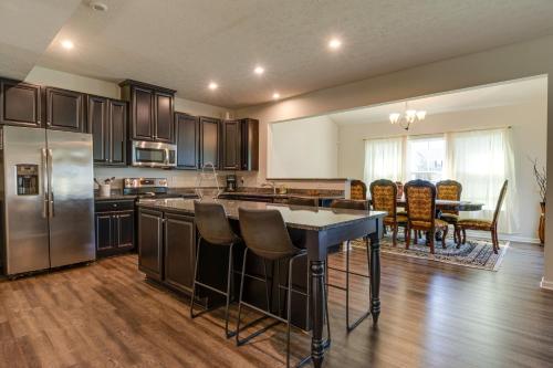 Spacious Home with Fireplace - Near Golf! in Brownsburg (Indiana)