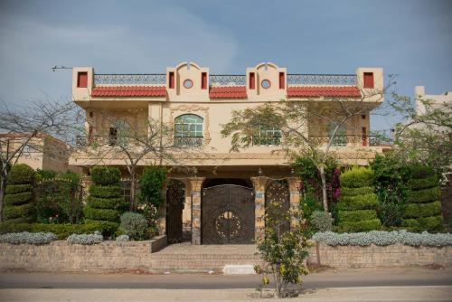 Zayed Villa with 4 apartments , Giza , 6 of October,Sheikh Zayed,Egypt شقق فلا الشيخ زايد