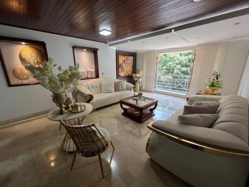 Apartamento ciudad jardín