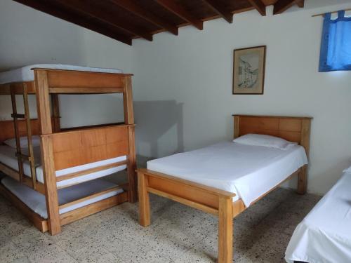 1 double bed, 2 twin beds, 1 bunk bed