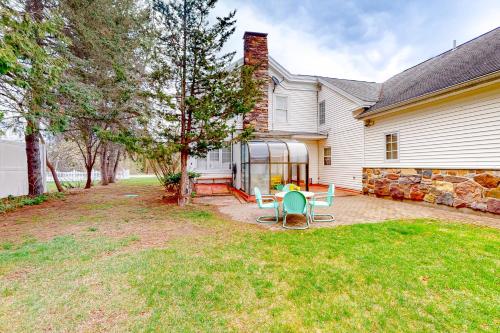 Maplewood Manor - Unit 1 in Colchester, USA