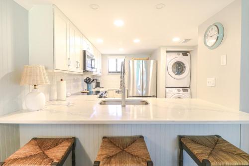 Ocean Village Club P12 - image 33