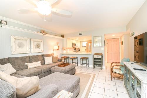 Ocean Village Club P12 - image 32