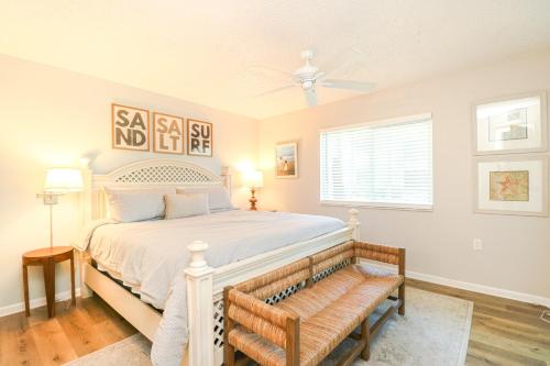 Ocean Village Club P12 - image 22