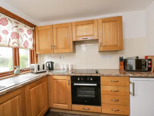 Penrose Cottage - image 12