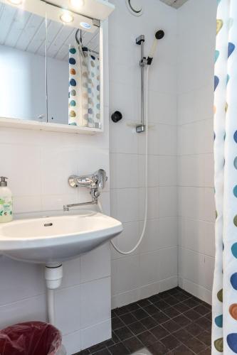 Guesthouse Borealis - image 4