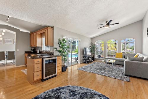 Magic Sunrise by Shine Villas #417 villa in Davenport, USA