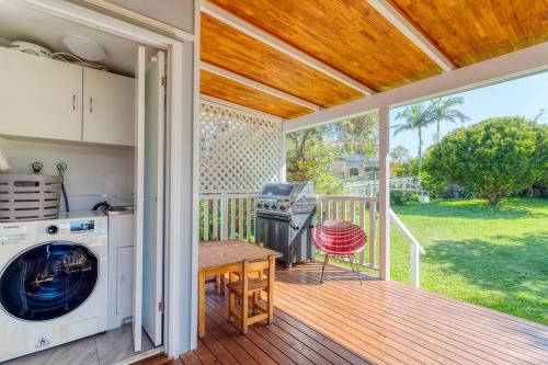 Stylish 1950s Moffat Beach House