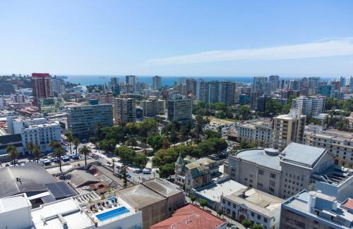 Agradable departamento, frente a la Quinta Vergara