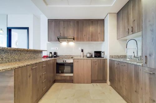 Silkhaus high floor 1BR in the heart of DIFC - image 2