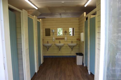 Fürdőszoba, The Woodpecker shepherd hut in Wetherden