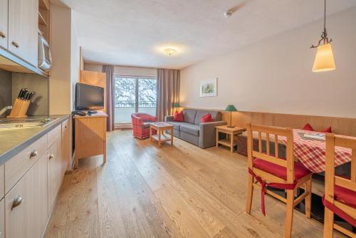 Hotel Enzian & Apartmenthotel Johannes in 오베르구르글