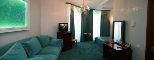 Reikartz Park Hotel Ivano-Frankivsk - image 8