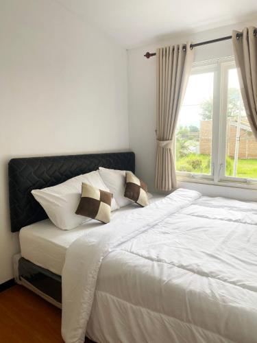 Villa Royal Arois Syariah Dekat Jatim Park 3