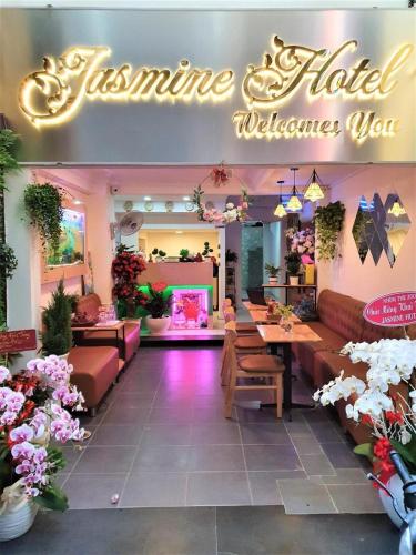 Jasmine Hotel - Pham Ngu Lao Q1 - by Bay Luxury