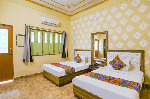 FabHotel Shivam Palace