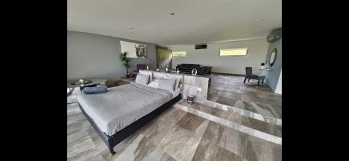 The Llandudno - image 5