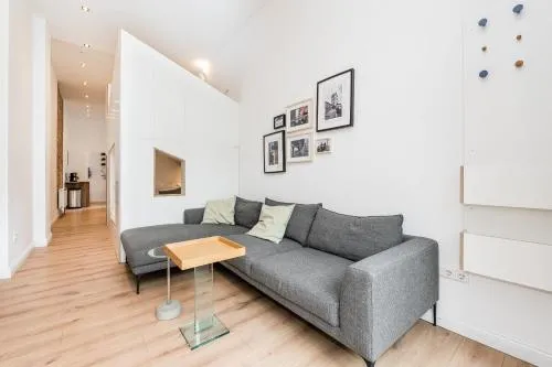 Stylish New Cube Loft II by Berlin-Wall-Apartments in Berlin, Deutschland