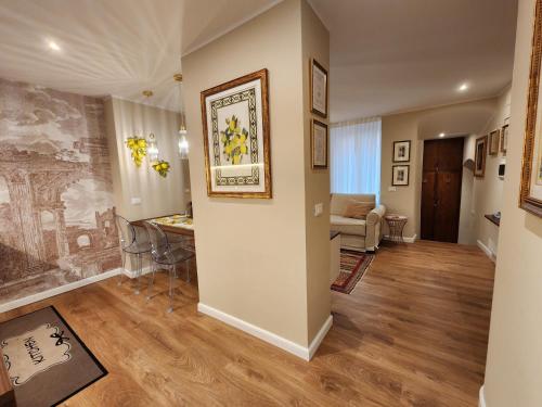 Charming stay in Roma - Luxury Holiday Apartment, Roma (foto 9)