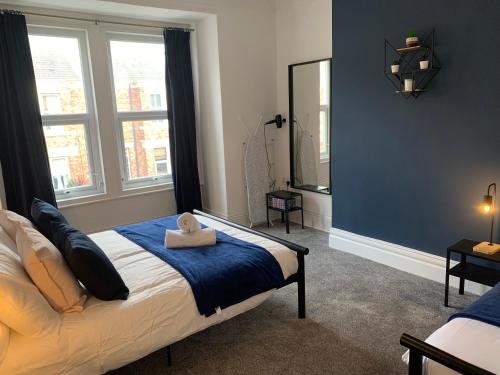 Windsor 4 - Spacious beautiful 4 bdrm maisonette nr Ncle free wifi free parking, Gateshead (photo 5)