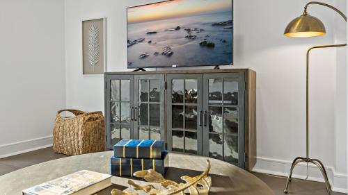 Two-Bedroom Apartment image 5
