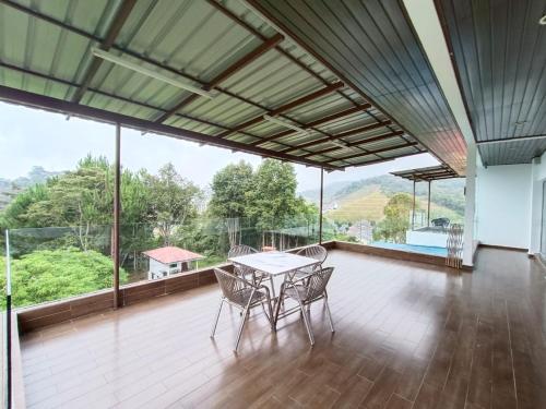 Dear Dino Villa Cameron Highlands near Golden Hills Weekend Night Market