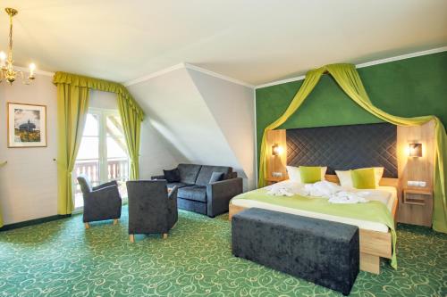 1 queen bed