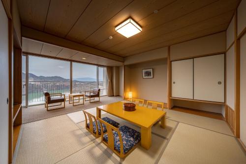 Japanse-Style Quadruple Room