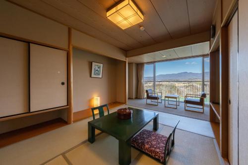 Japanese-Style Room