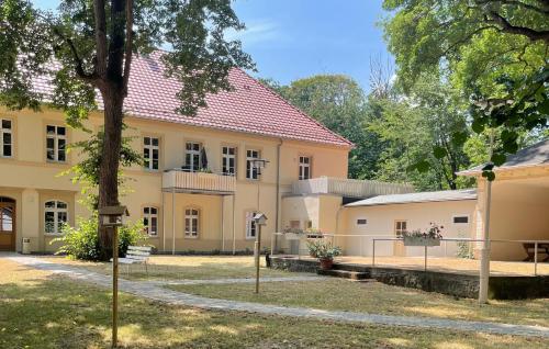 Moderne Gästewohnung "Am Weinberg"mit Terrasse