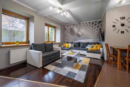 RentPlanet - Apartament Krzeptówki 135 - image 4