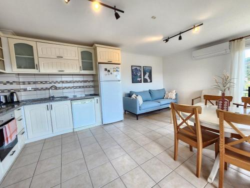  Apart Palm 32 with Share Pool in Göcek
