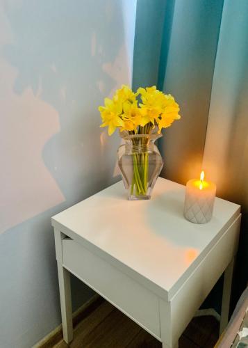 Bright 14th Floor Apartment Warsaw Centrum Sunset Park Views by PolandBnB, Varšava (fotografie 9)