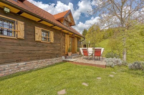 Rural House With Wellness - Happy Rentals