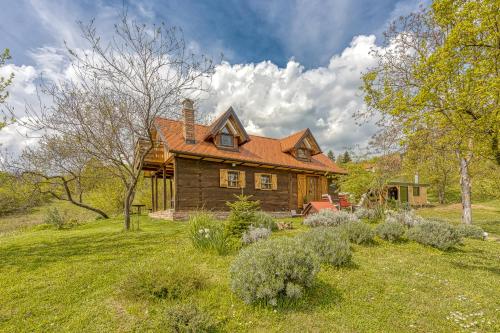 Rural House With Wellness - Happy Rentals