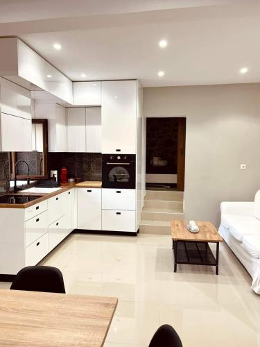 Kitchen, Luxury Villa Nipiditos est 1912 in Arkalochori