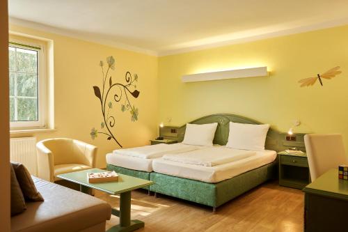 2 bedrooms, 2 beds