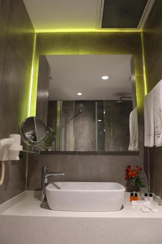 451992534 Nova Plaza Crystal Hotel & Spa