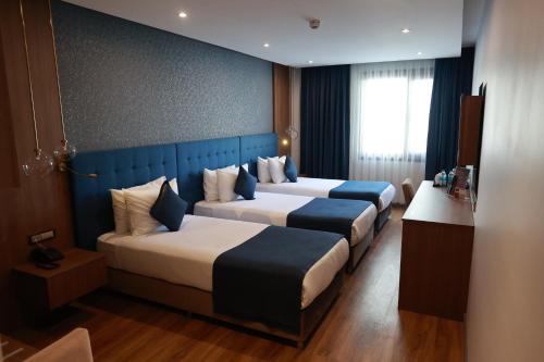 451992900 Nova Plaza Crystal Hotel & Spa